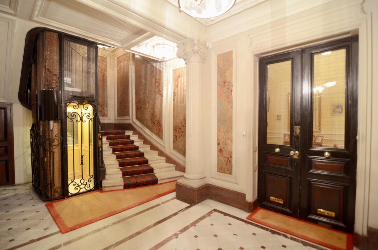 Champs Elysees 파리 외부 사진